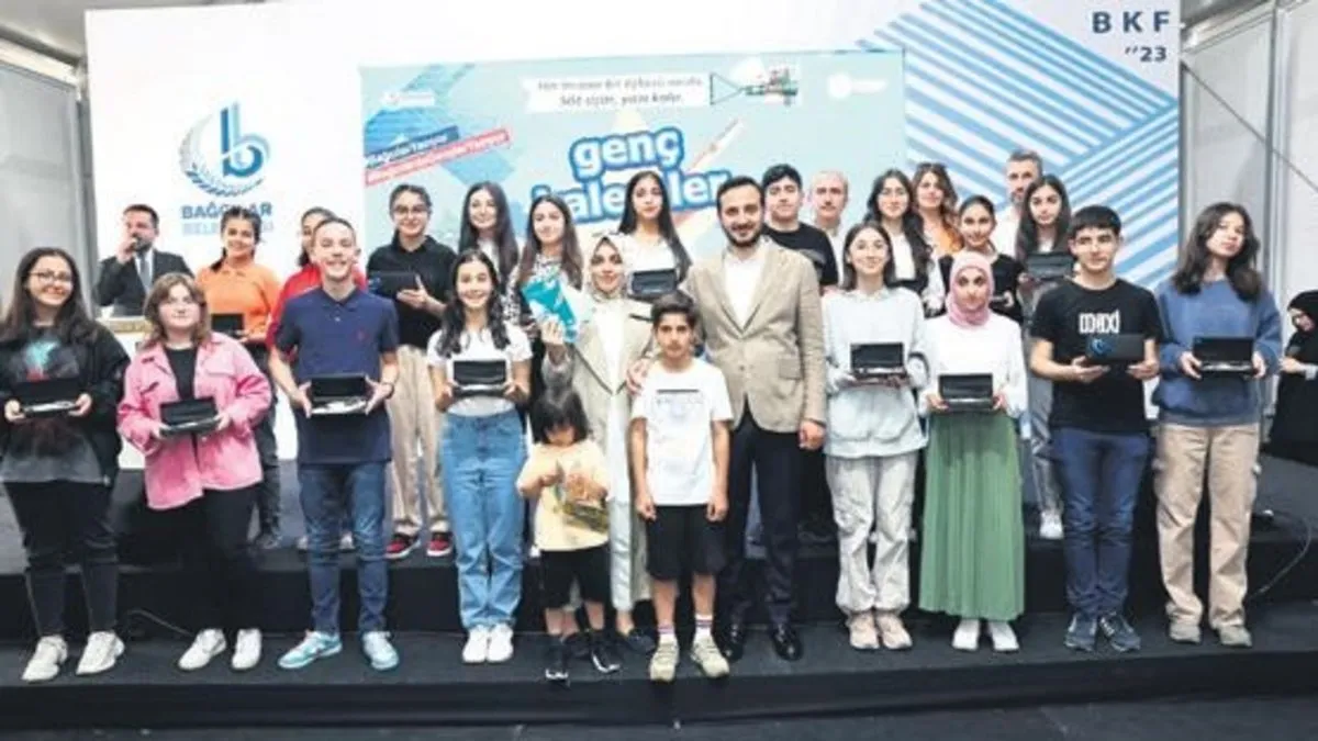 Bağcılar’da 3. kitap fuarı kapılarını açtı