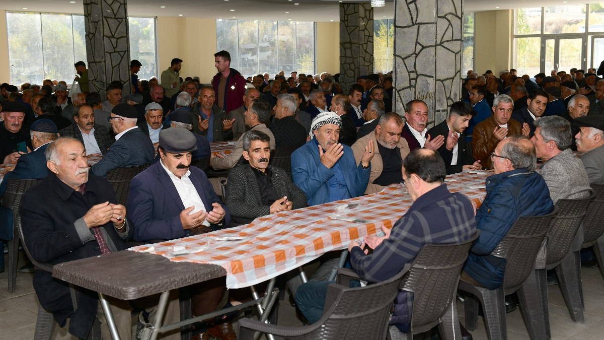 Van’da 28 yıllık husumet, barış yemeği ile sona erdi