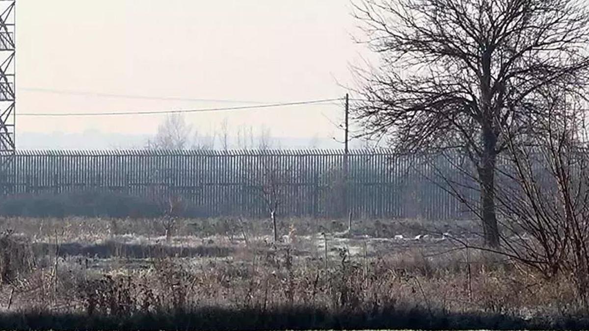 Göç İdaresi’nden ‘Yunanistan sınırına duvar’ açıklaması: ‘Şüphelilerin yakalanması için elzem’