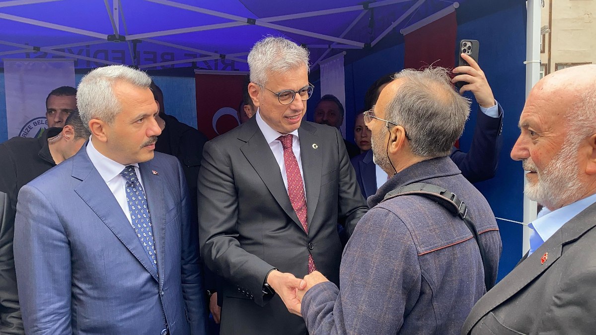 Sağlık Bakanı Memişoğlu, bayramı memleketi Rize’de karşıladı